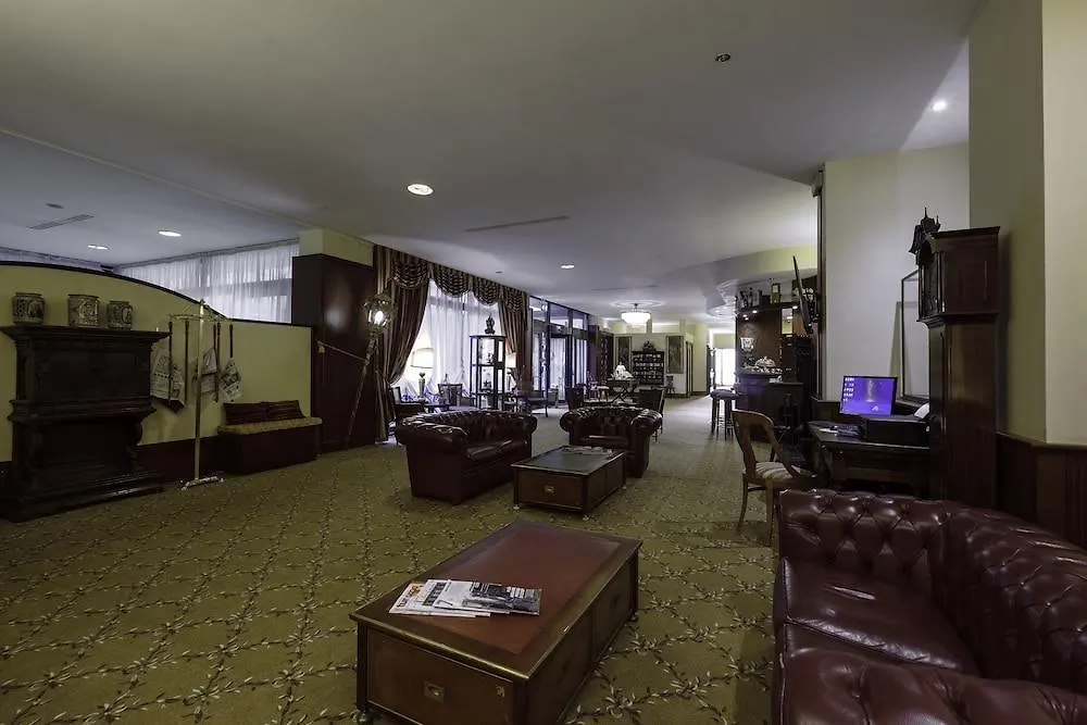 Hotel Orologio Ferrara 4*,